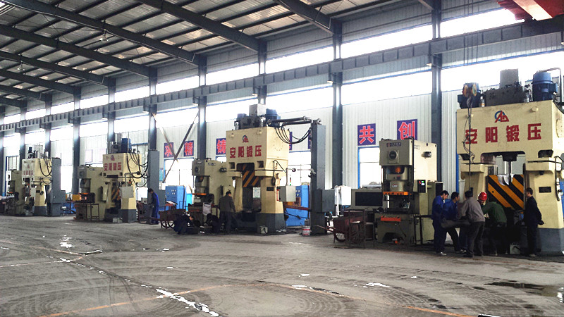 数控锤成功案例-4 台数控锤在山东客户锻造手工工具