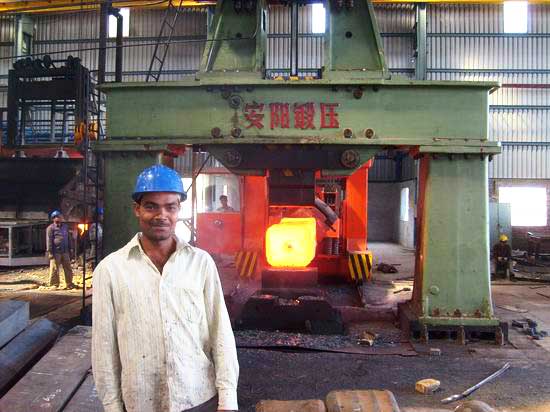 5吨桥式自由锻电液锤在印度